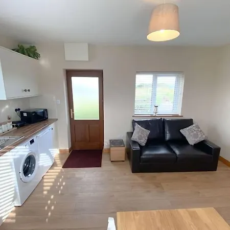 Overlooking Achill Apartment *